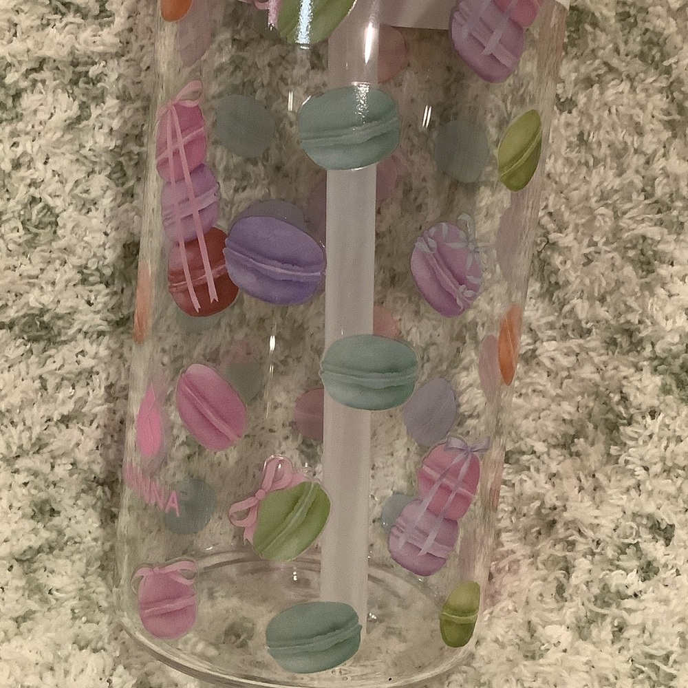 Valentines Day Pastel Macaroons Glass Leak-Proof Water Bottle Manna 32 oz NWT - Picture 3 of 16